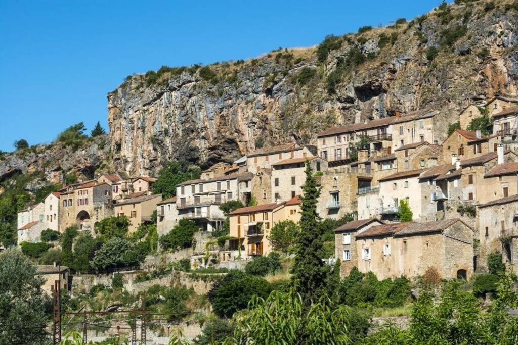 T 2 Dans Village Vacances 3 *** A Saint Geniez 2 Piscines Chauffee Pierrefiche  Luaran gambar